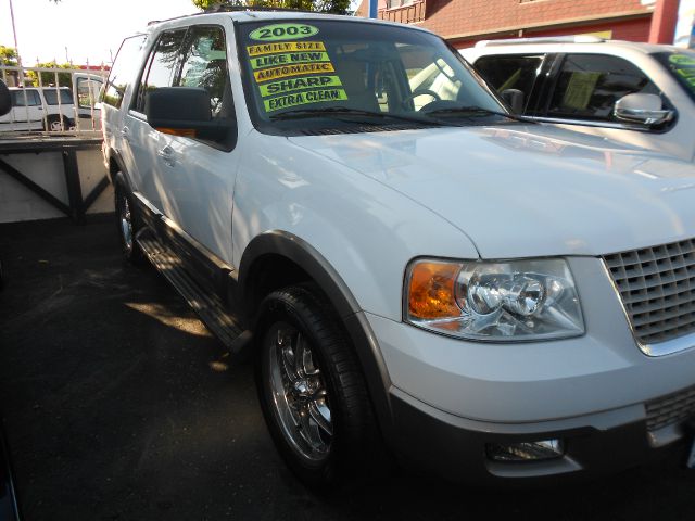 2003 Ford Expedition 2dr HB Man Spec