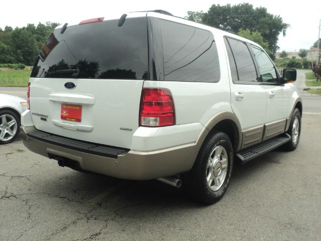 2003 Ford Expedition E320 - Extra Sharp