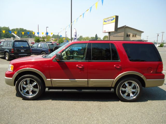 2003 Ford Expedition E320 - Extra Sharp