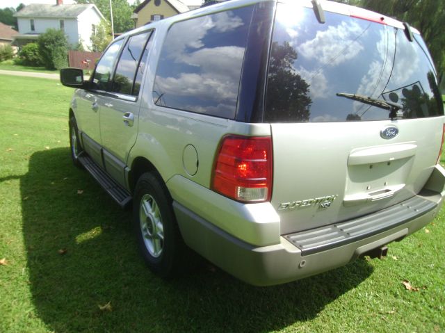 2003 Ford Expedition MOON BOSE Quads