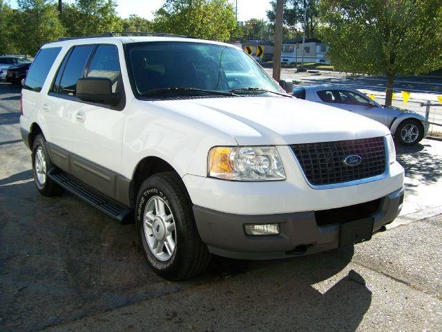 2003 Ford Expedition 4D SV AWD