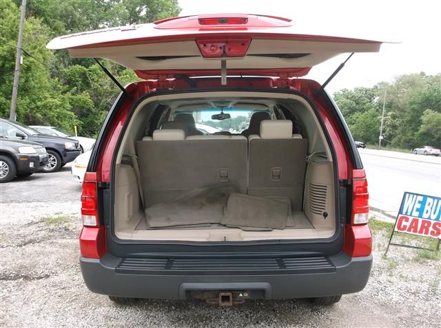 2003 Ford Expedition MOON BOSE Quads