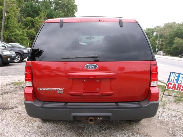 2003 Ford Expedition MOON BOSE Quads