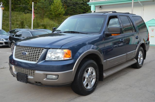 2003 Ford Expedition E320 - Extra Sharp