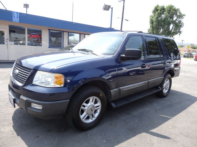 2003 Ford Expedition ESi