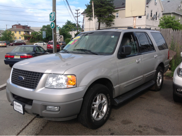 2003 Ford Expedition Unknown