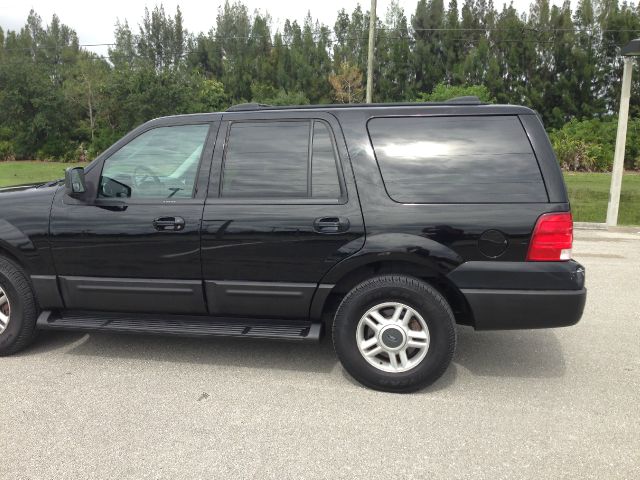 2003 Ford Expedition 2dr HB Man Spec