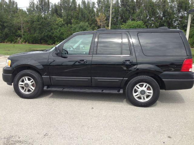 2003 Ford Expedition 2dr HB Man Spec