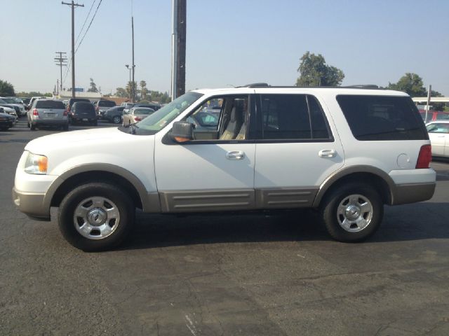 2003 Ford Expedition E320 - Extra Sharp