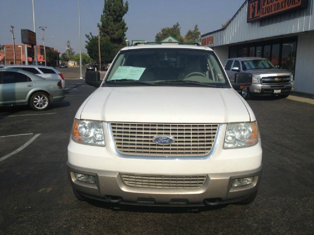 2003 Ford Expedition E320 - Extra Sharp