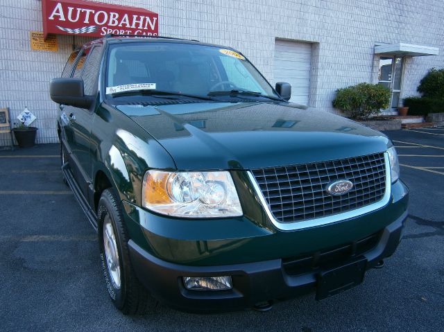 2004 Ford Expedition MOON BOSE Quads