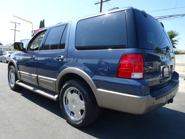 2004 Ford Expedition 2dr HB Man Spec