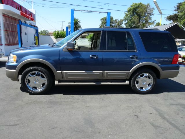 2004 Ford Expedition 2dr HB Man Spec