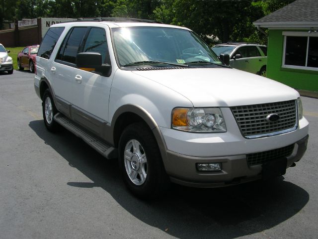 2004 Ford Expedition EX-L 4WD AT