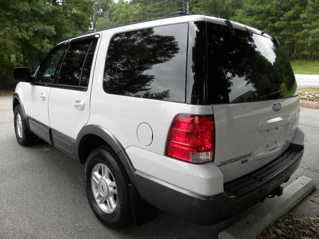 2004 Ford Expedition MOON BOSE Quads