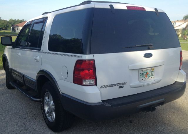 2004 Ford Expedition 4X2 I4