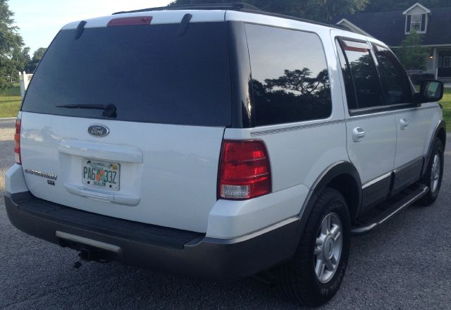 2004 Ford Expedition 4X2 I4