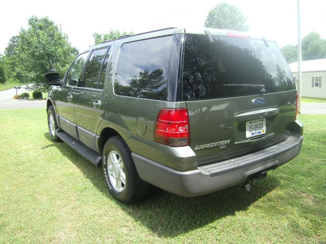 2004 Ford Expedition MOON BOSE Quads