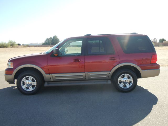 2004 Ford Expedition 2dr HB Man Spec