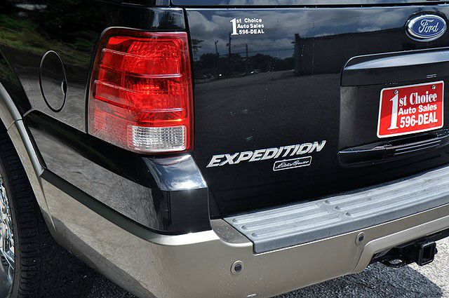 2004 Ford Expedition XL XLT Work Series