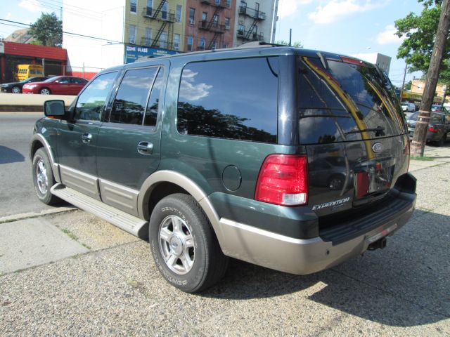 2004 Ford Expedition EX-L 4WD AT