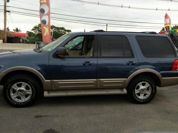 2004 Ford Expedition Unknown