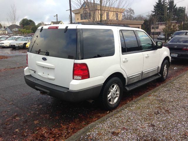 2004 Ford Expedition MOON BOSE Quads