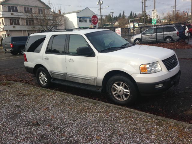 2004 Ford Expedition MOON BOSE Quads