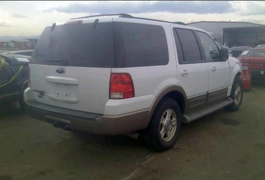 2004 Ford Expedition EX-L 4WD AT