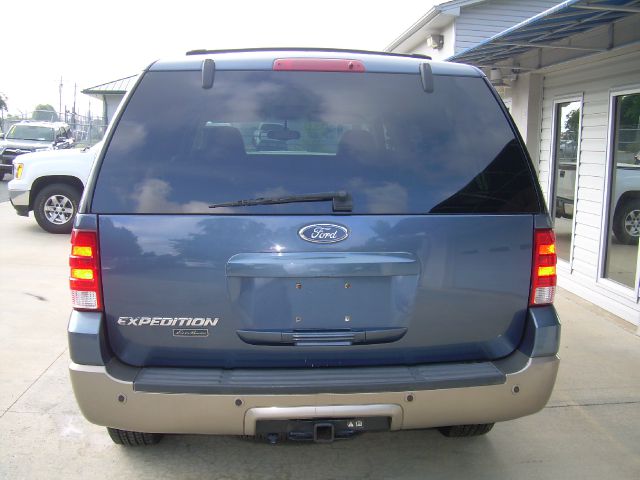 2004 Ford Expedition MOON BOSE Quads