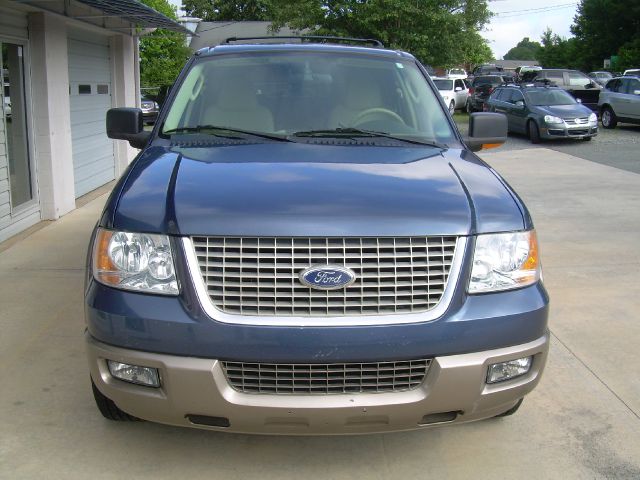 2004 Ford Expedition MOON BOSE Quads