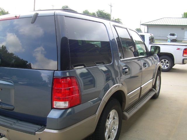 2004 Ford Expedition MOON BOSE Quads