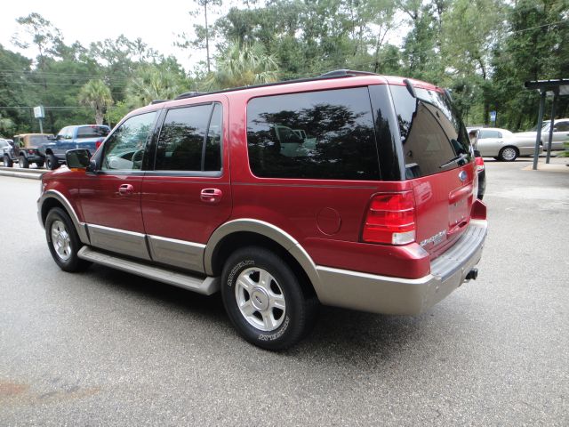 2004 Ford Expedition 2dr HB Man Spec