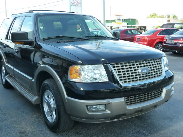 2004 Ford Expedition 2dr HB Man Spec