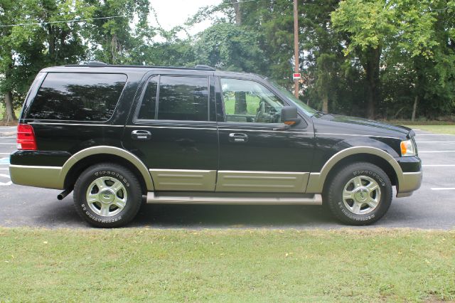 2004 Ford Expedition MOON BOSE Quads