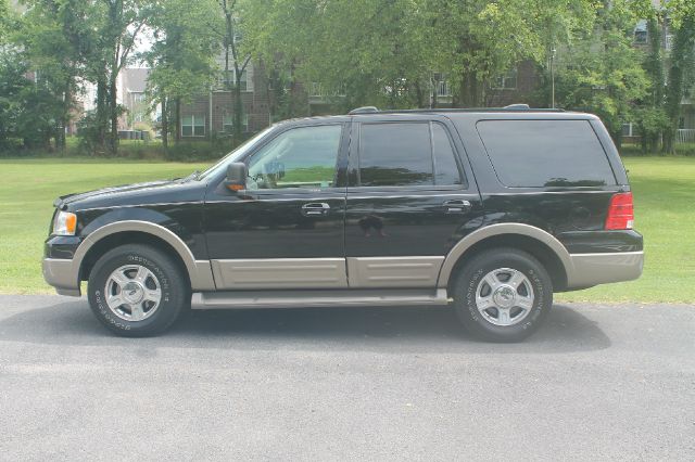 2004 Ford Expedition MOON BOSE Quads