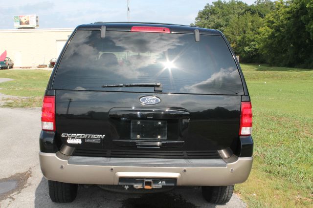 2004 Ford Expedition MOON BOSE Quads