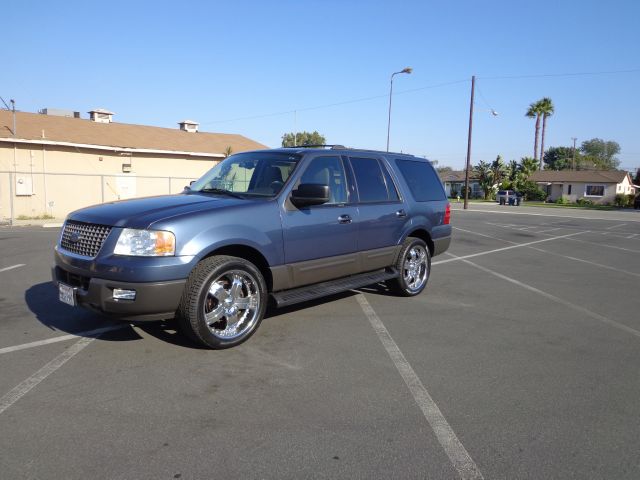 2004 Ford Expedition LTZ CREW 25