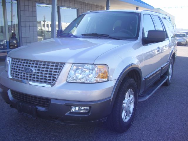 2004 Ford Expedition MOON BOSE Quads