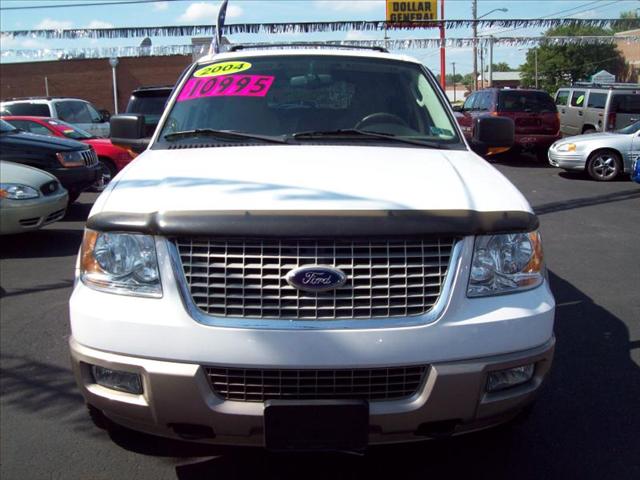 2004 Ford Expedition Touring Sedan