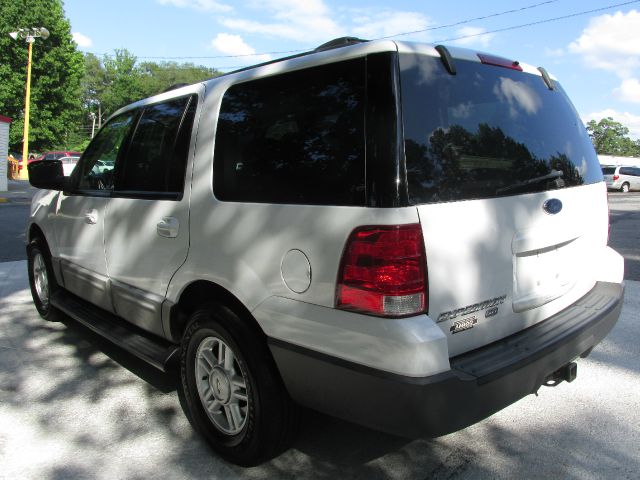 2004 Ford Expedition Touring Sedan