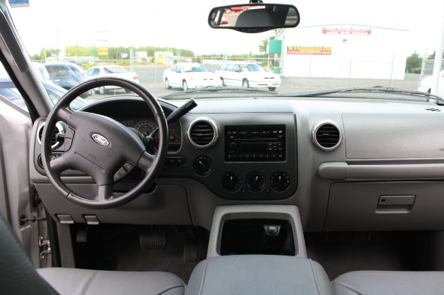 2004 Ford Expedition Lt,leather Heated