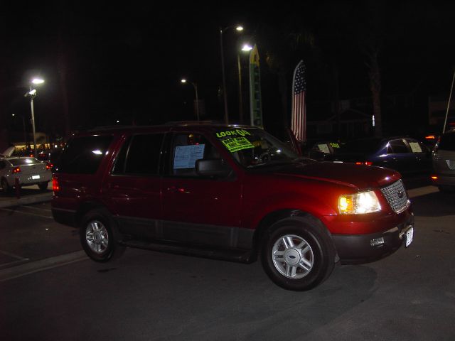 2004 Ford Expedition Touring Sedan