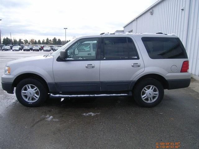 2004 Ford Expedition ESi