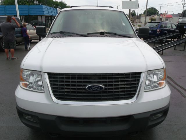 2004 Ford Expedition MOON BOSE Quads