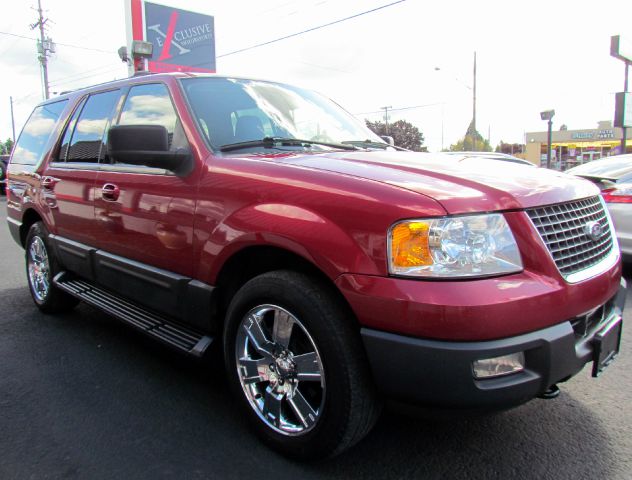 2004 Ford Expedition MOON BOSE Quads