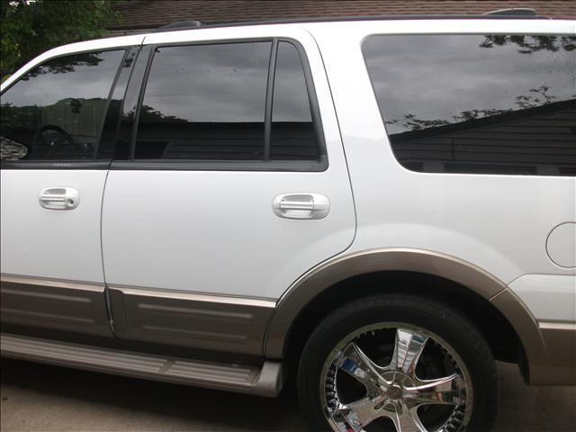 2004 Ford Expedition Unknown