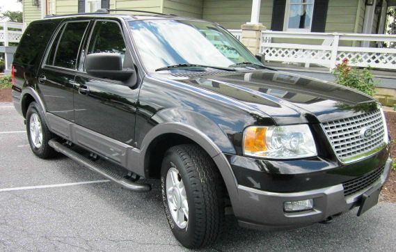 2004 Ford Expedition MOON BOSE Quads