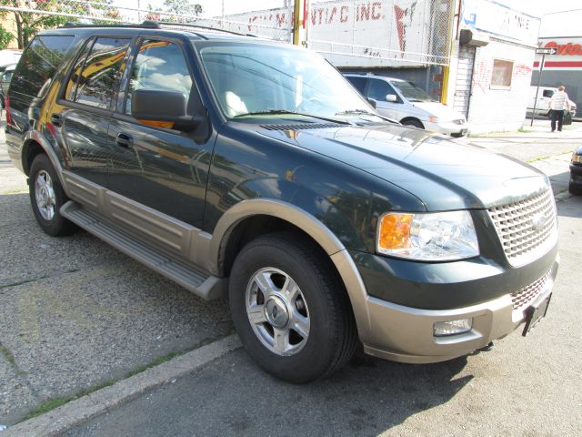 2004 Ford Expedition EX-L 4WD AT