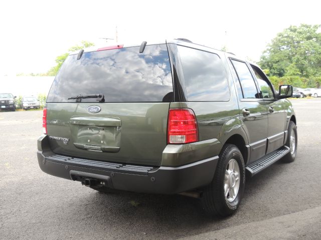 2004 Ford Expedition MOON BOSE Quads